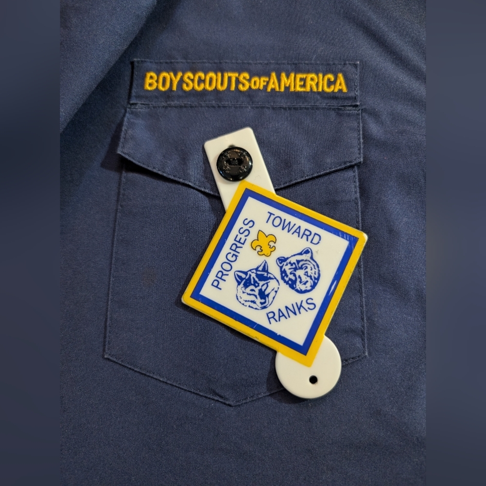 Vintage BSA Boy Scouts of America Cub Scout Uniform shirt